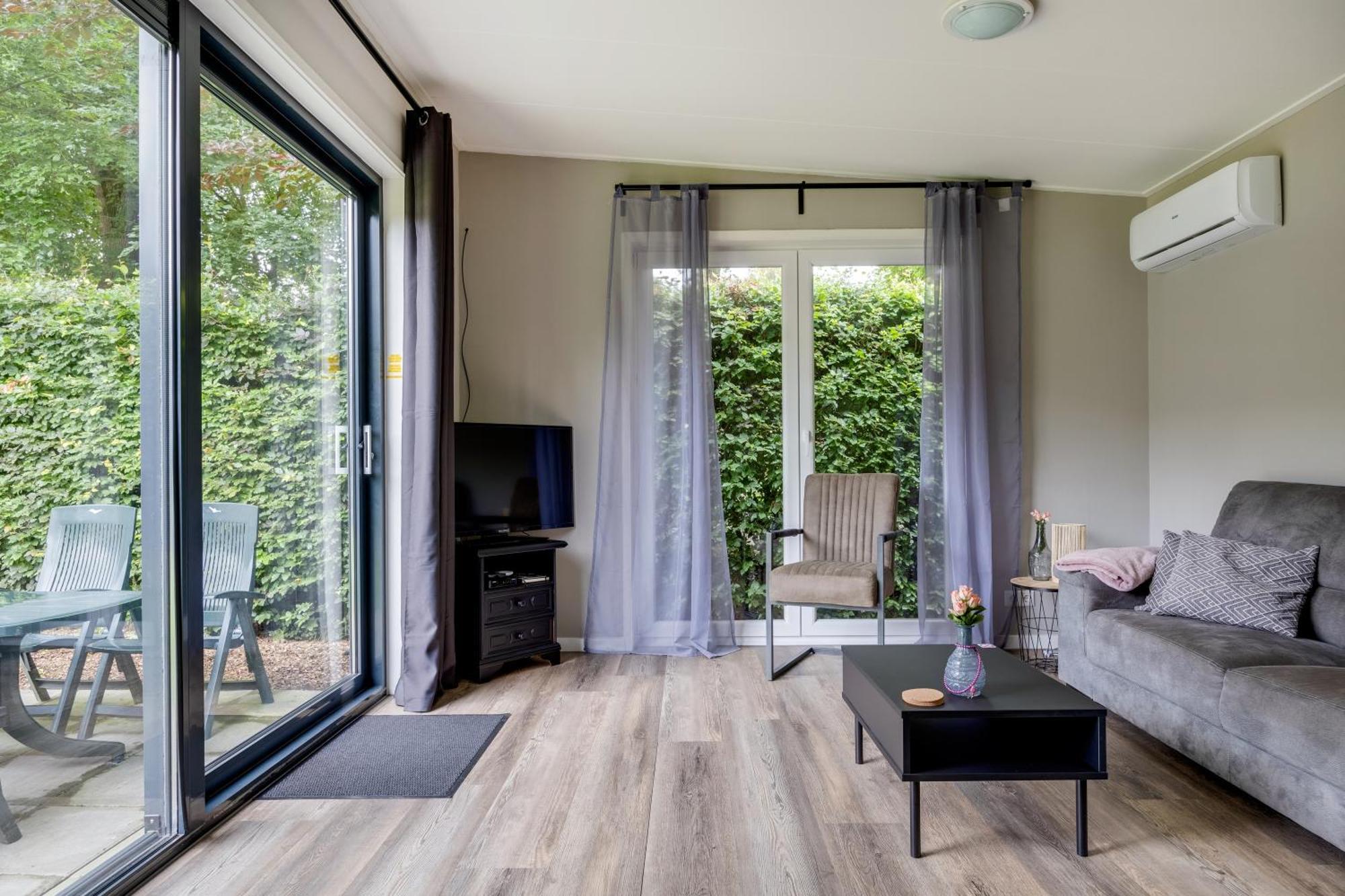 Heerlijk Vakantiehuis Voor Het Gezin Op De Veluwe Villa Epe Luaran gambar